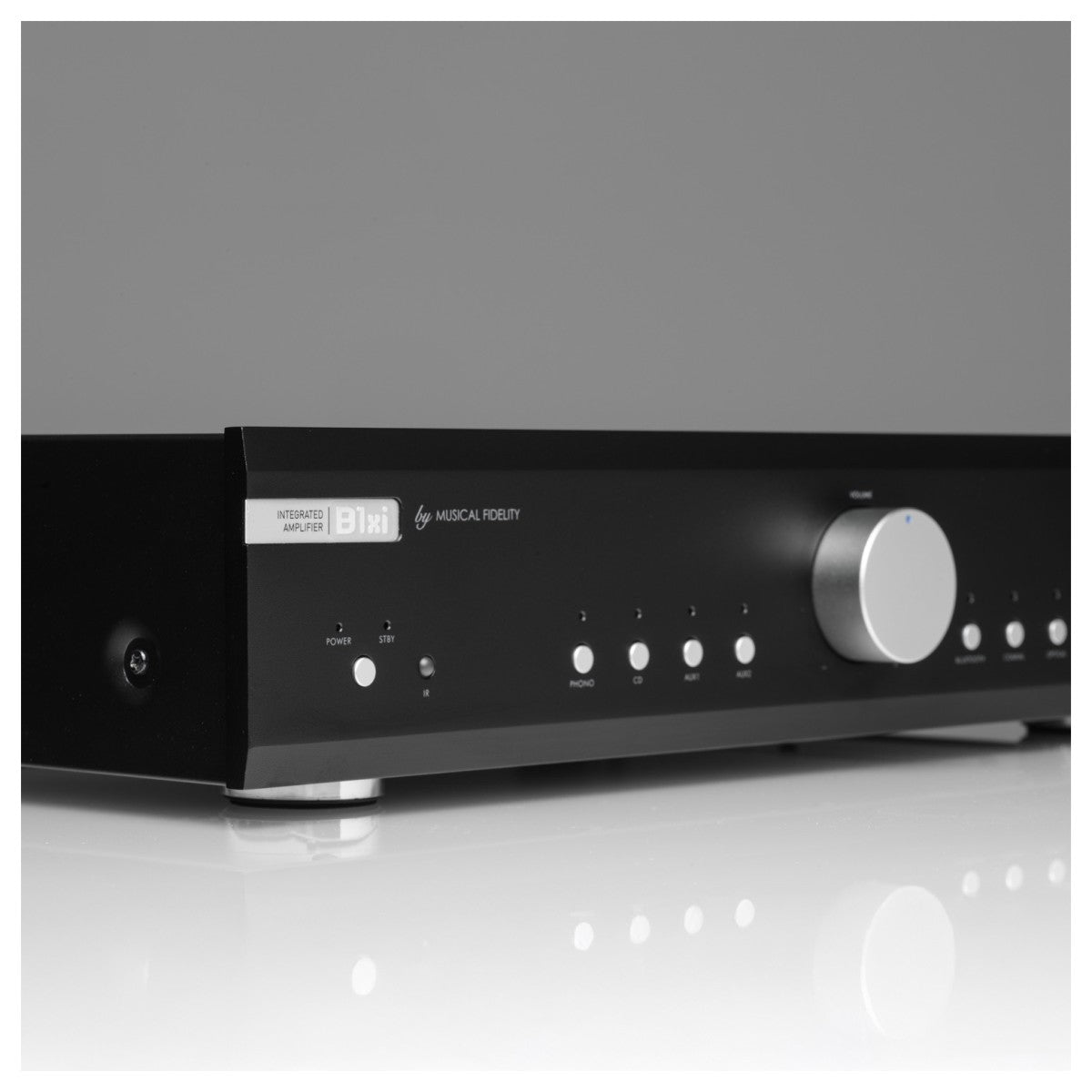 Musical Fidelity B1xi Integrated Amplifier with Wharfedale Diamond 12.3 Floorstanding Speakers Pair Black HiFi Package