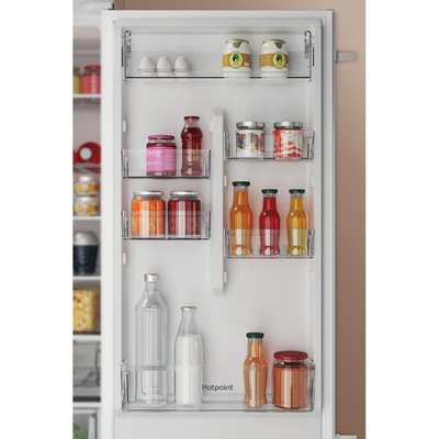 Hotpoint HTC20 T322 UK Integrated Total No Frost 70/30 Fridge Freezer HTC20T322