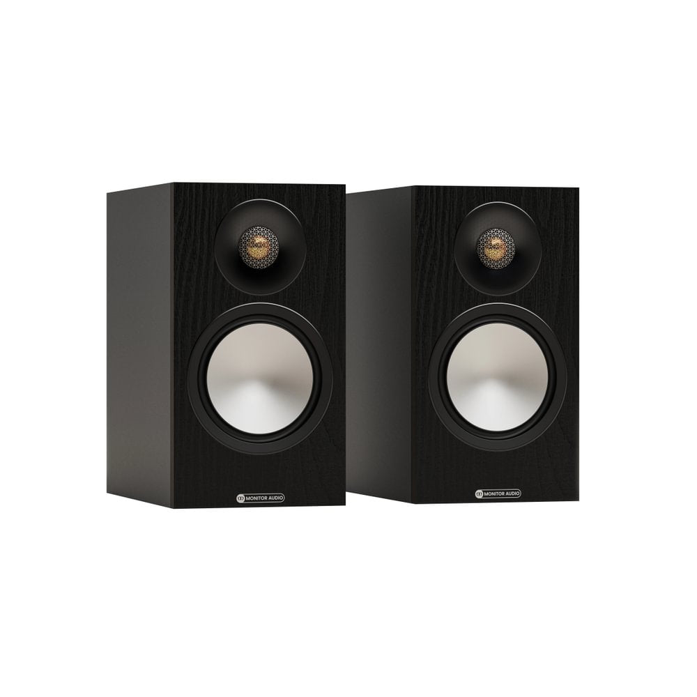 Musical Fidelity B1xi Integrated Amplifier with Monitor Audio Bronze 50 7G Bookshelf Speakers Pair Black